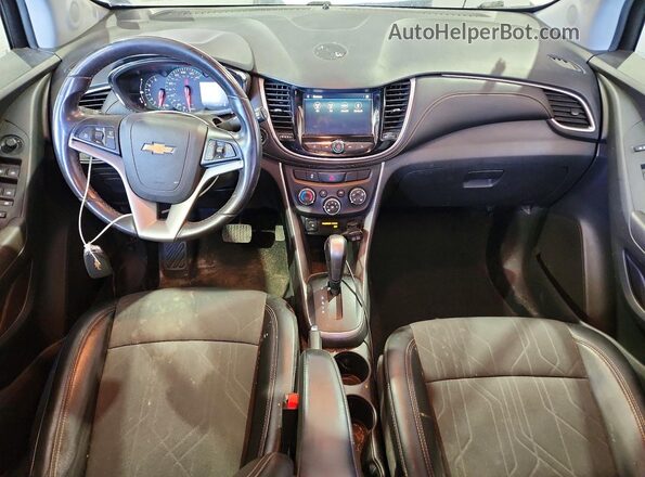 KL7CJPSB7KB949468 2019 CHEVROLET TRAX Silver 