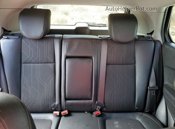 KL7CJPSB7LB340219 2020 CHEVROLET TRAX Red Rear seats view