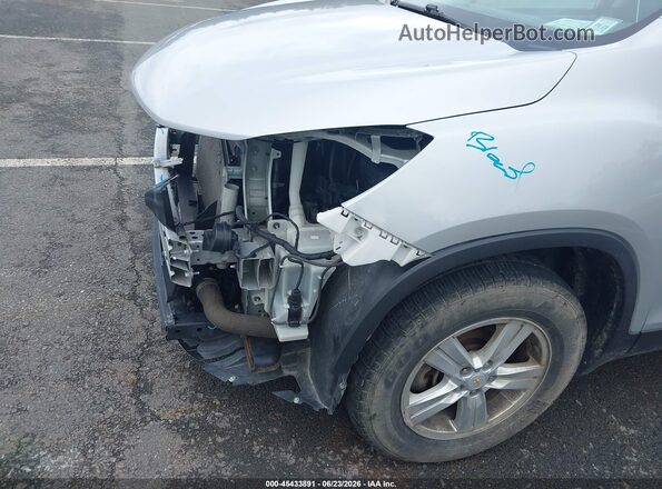 KL7CJPSB7MB323034 2021 CHEVROLET TRAX Silver 