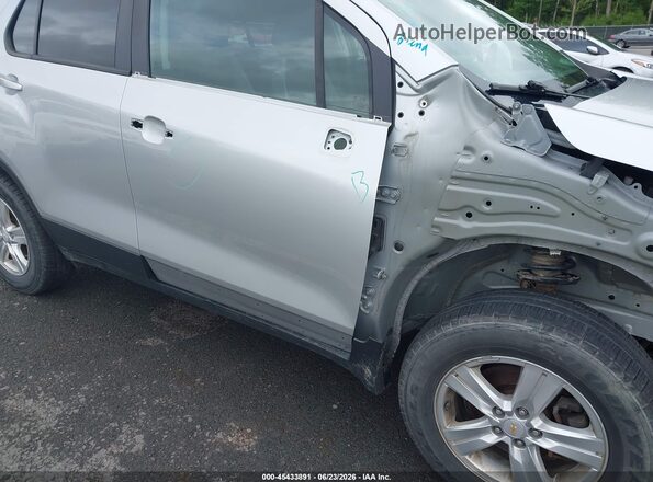 KL7CJPSB7MB323034 2021 CHEVROLET TRAX Silver 