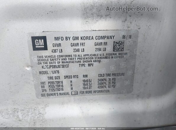 KL7CJPSB9JB730137 2018 CHEVROLET TRAX Silver Vista del compartimento del motor