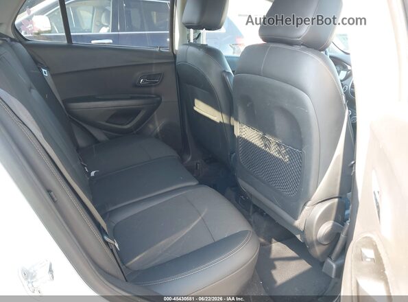 KL7CJPSB9LB024319 2020 CHEVROLET TRAX White Vista de la etiqueta del VIN