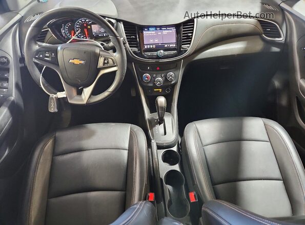 KL7CJPSM0NB520467 2022 CHEVROLET TRAX Charcoal Առջևի վահանակի տեսք
