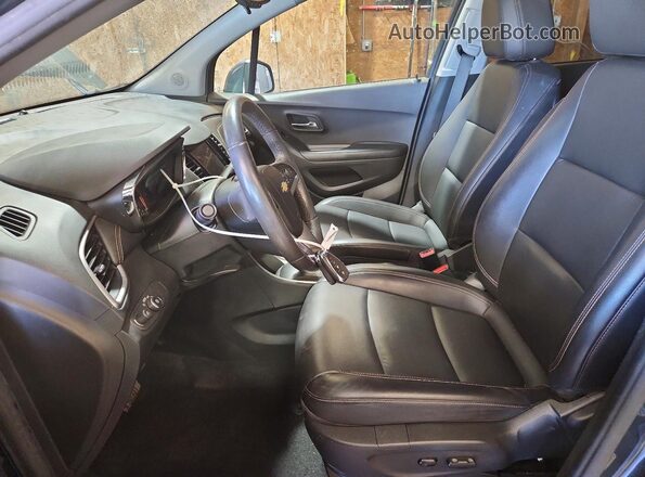 KL7CJPSM0NB520467 2022 CHEVROLET TRAX Charcoal Սալոնի դիմացի տեսք