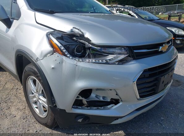 KL7CJPSM1NB560069 2022 CHEVROLET TRAX Silver 