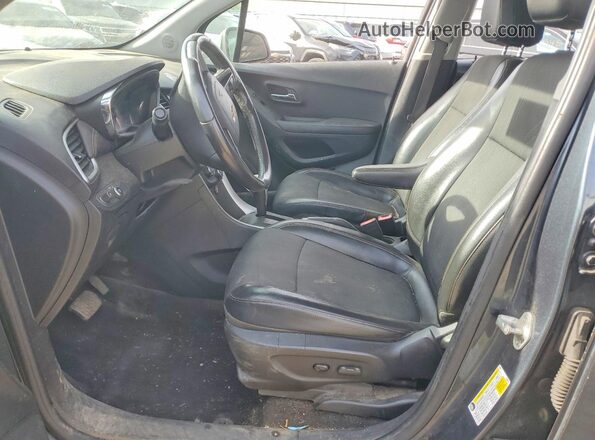 KL7CJPSM4NB521329 2022 CHEVROLET TRAX Blue Вид салону спереду