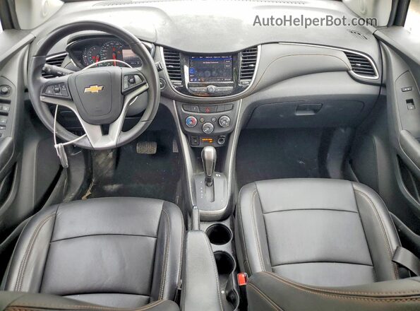KL7CJPSM7NB512298 2022 CHEVROLET TRAX Black Dashboard view