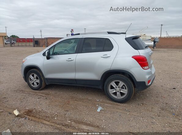 KL7CJPSM7NB558861 2022 CHEVROLET TRAX Silver Vista interior de 360 grados