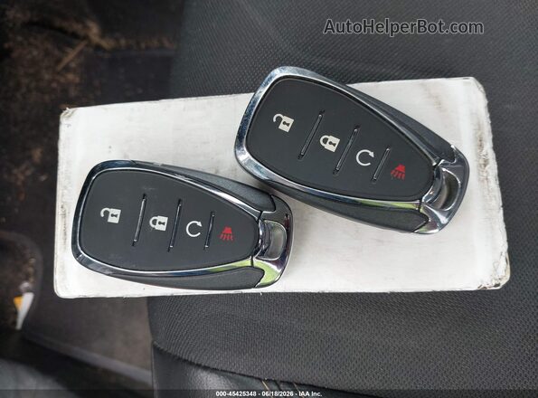 KL7CJPSM7NB558861 2022 CHEVROLET TRAX Silver Vista del salpicadero