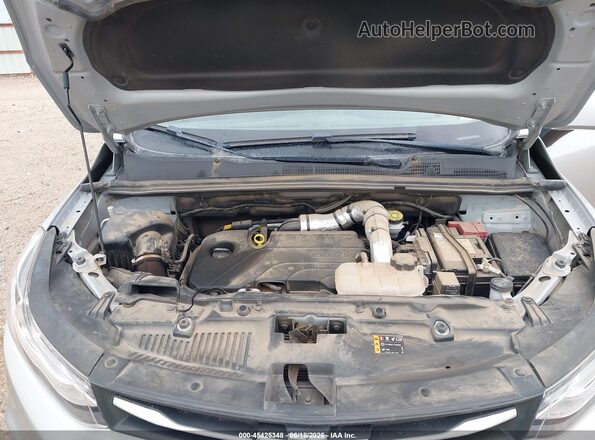KL7CJPSM7NB558861 2022 CHEVROLET TRAX Silver Vista trasera
