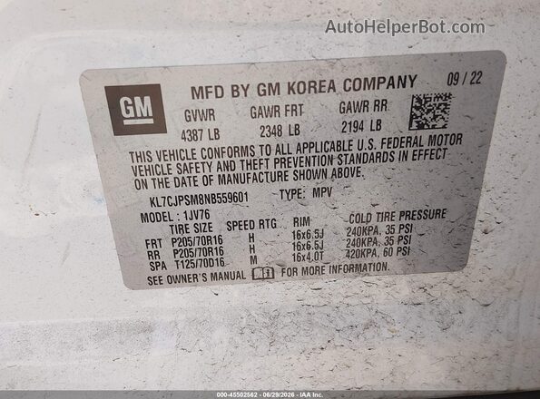 KL7CJPSM8NB559601 2022 CHEVROLET TRAX White Vista del compartimento del motor