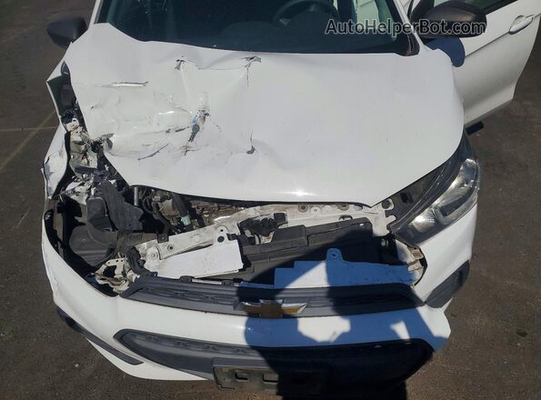 KL8CB6SA0HC758360 2017 CHEVROLET SPARK White Rear interior view