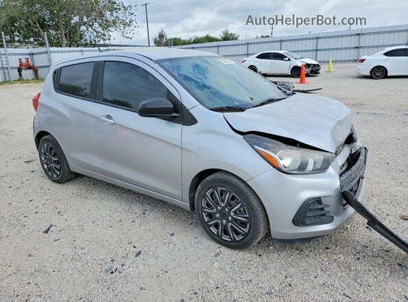 KL8CB6SA0JC435416 2018 CHEVROLET SPARK Silver Передня права чверть