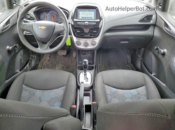 KL8CB6SA0JC435416 2018 CHEVROLET SPARK Silver Вид панелі приладів