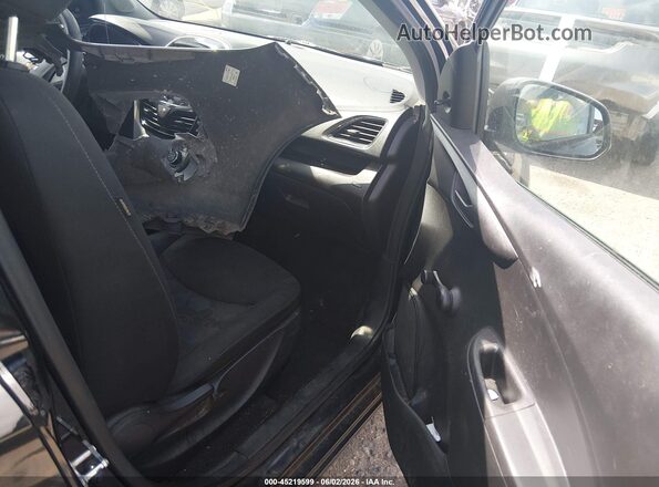 KL8CB6SA1HC744239 2017 CHEVROLET SPARK Черный Вид салона спереди