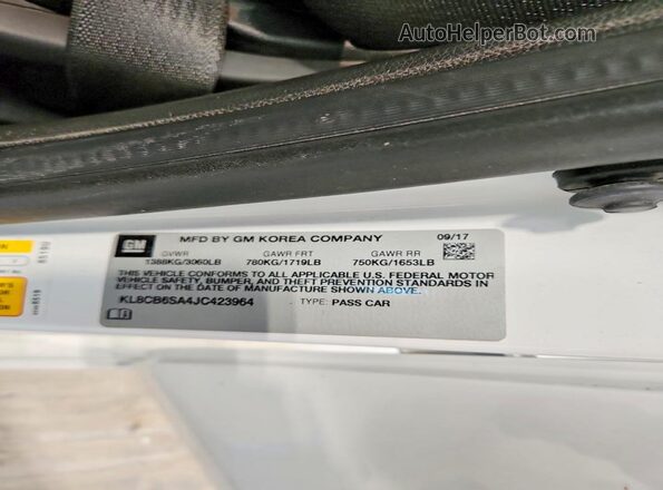 KL8CB6SA4JC423964 2018 CHEVROLET SPARK White Widok komory silnika