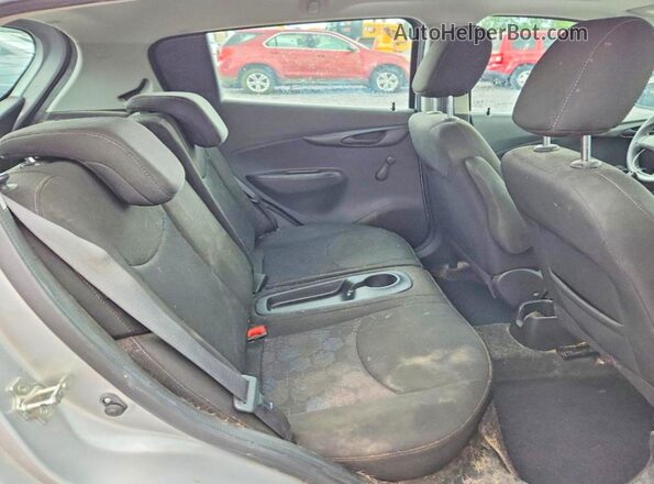 KL8CB6SA6HC772201 2017 CHEVROLET SPARK Серебряный Вид задних сидений