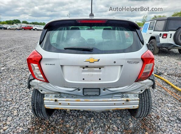 KL8CB6SA6HC772201 2017 CHEVROLET SPARK Серебряный Вид сзади