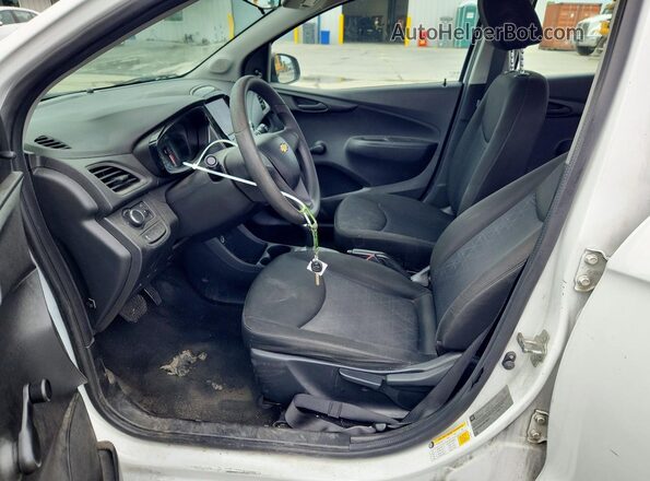 KL8CB6SA7MC736821 2021 CHEVROLET SPARK White Vista interior delantera