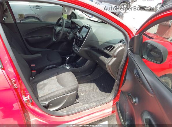KL8CB6SA8JC436605 2018 CHEVROLET SPARK Red Вид салону спереду