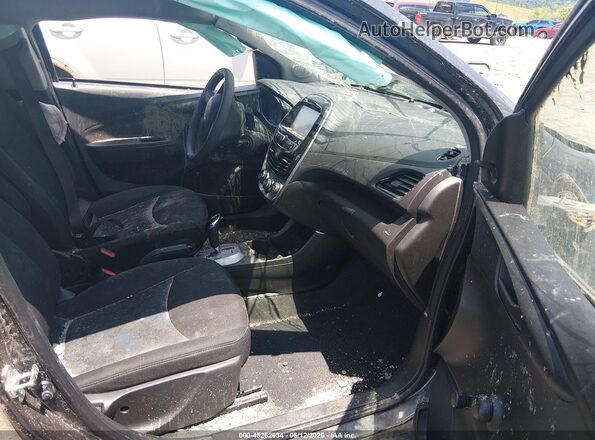 KL8CB6SA8JC446938 2018 CHEVROLET SPARK Gray Вид салону спереду
