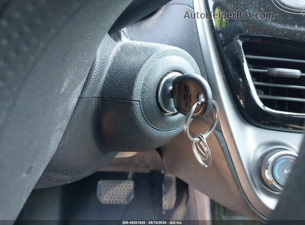 KL8CB6SA8KC785541 2019 CHEVROLET SPARK Blue Widok deski rozdzielczej