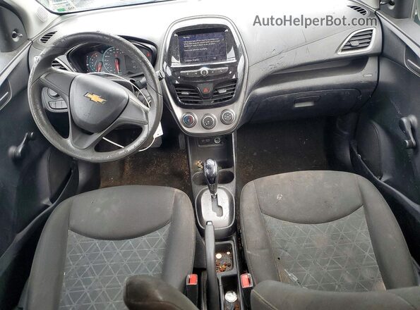 KL8CB6SA8MC227059 2021 CHEVROLET SPARK White Առջևի վահանակի տեսք