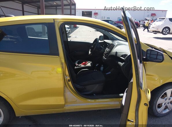 KL8CB6SA8NC004411 2022 CHEVROLET SPARK Yellow Vista interior delantera