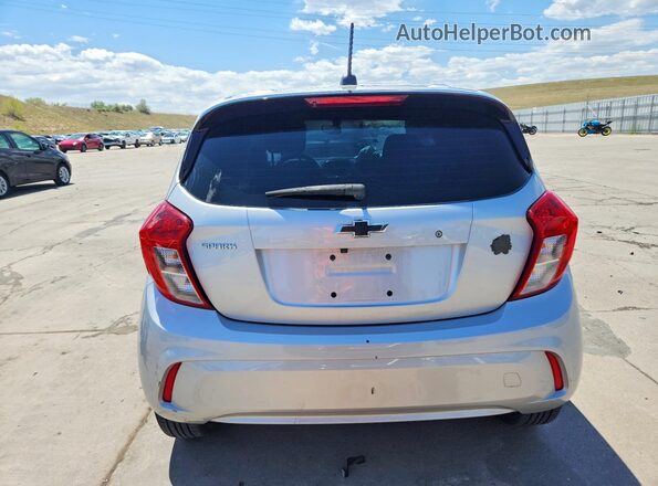 KL8CB6SA8NC025873 2022 CHEVROLET SPARK Silver Вид ззаду