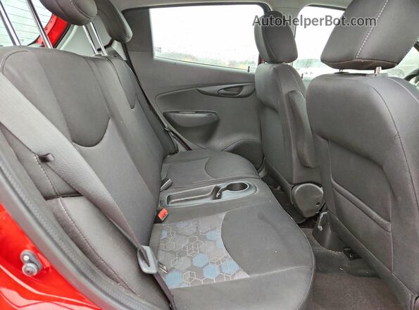 KL8CD6SA0GC637983 2016 CHEVROLET SPARK Red უკანა სავარძლების ხედი
