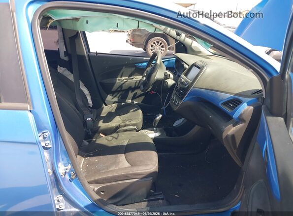 KL8CD6SA0HC773547 2017 CHEVROLET SPARK Blue Front interior view