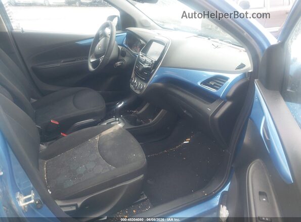 KL8CD6SA1HC775808 2017 CHEVROLET SPARK Blue Вид салону спереду