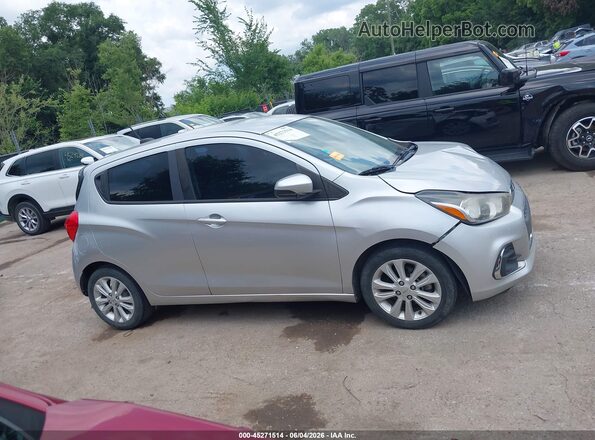 KL8CD6SA1JC422359 2018 CHEVROLET SPARK Silver Vista interior trasera