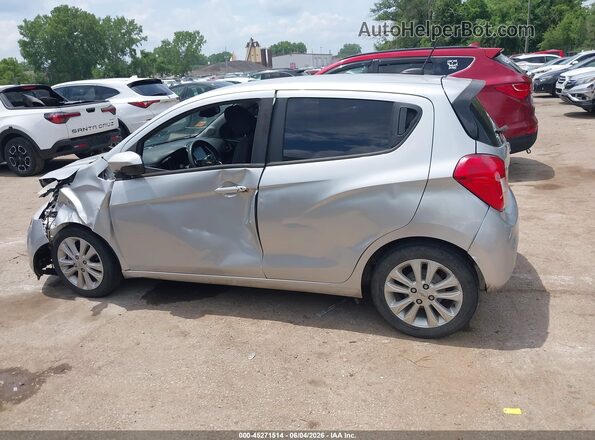 KL8CD6SA1JC422359 2018 CHEVROLET SPARK Silver Vista interior de 360 grados