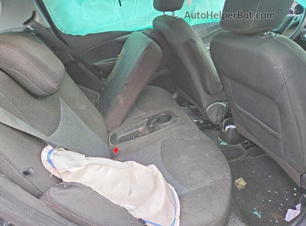KL8CD6SA1NC028608 2022 CHEVROLET SPARK Black უკანა სავარძლების ხედი