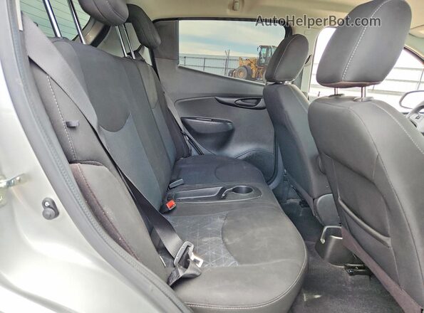KL8CD6SA2MC222952 2021 CHEVROLET SPARK Silver 
