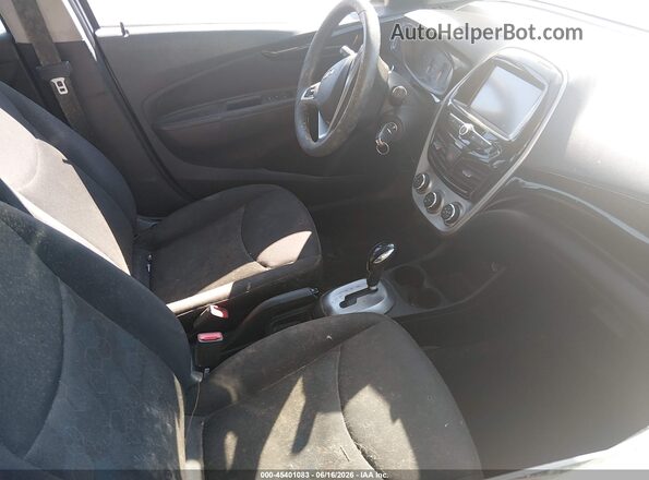 KL8CD6SA3HC718817 2017 CHEVROLET SPARK Silver 