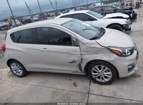 KL8CD6SA3KC724446 2019 CHEVROLET SPARK Кремовый Вид задней части салона