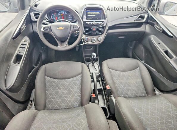 KL8CD6SA6LC415118 2020 CHEVROLET SPARK Silver Dashboard view