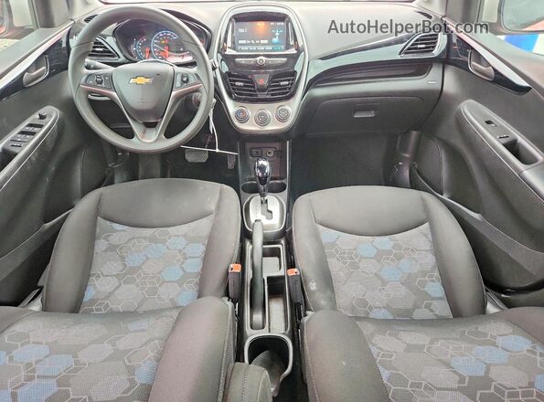 KL8CD6SA7JC468469 2018 CHEVROLET SPARK Розовый Вид панели приборов