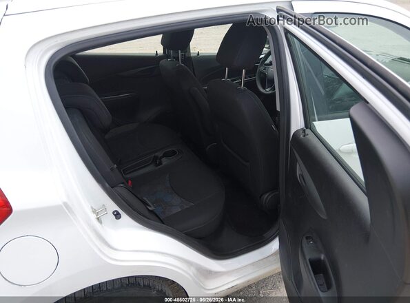 KL8CD6SA9GC585611 2016 CHEVROLET SPARK White VIN կոդի պիտակի տեսք