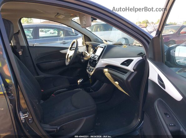 KL8CD6SA9HC825015 2017 CHEVROLET SPARK Gray Vista interior delantera