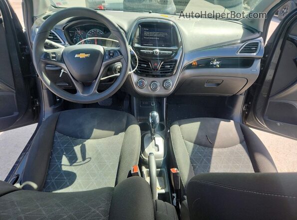 KL8CD6SA9MC714961 2021 CHEVROLET SPARK Gray Widok deski rozdzielczej