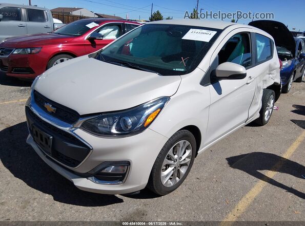 KL8CD6SA9MC749614 2021 CHEVROLET SPARK Silver Przód lewy