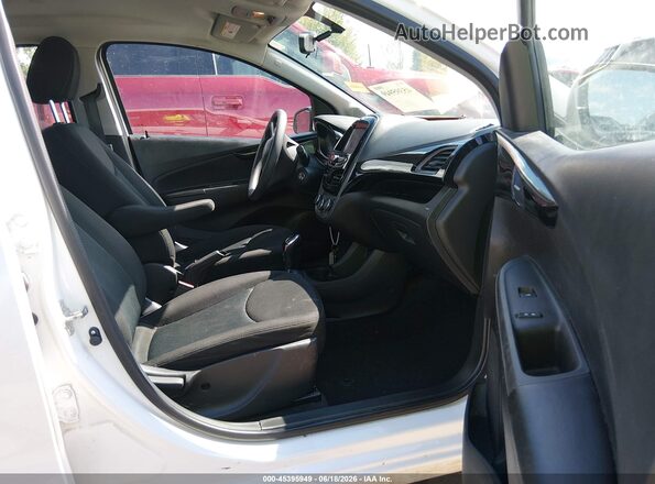 KL8CD6SA9NC021373 2022 CHEVROLET SPARK White Vista interior delantera