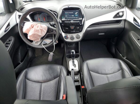 KL8CF6SA0HC840674 2017 CHEVROLET SPARK White Vista del salpicadero