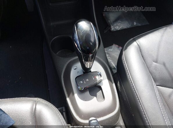 KL8CF6SA5KC734115 2019 CHEVROLET SPARK Серый Вид панели приборов