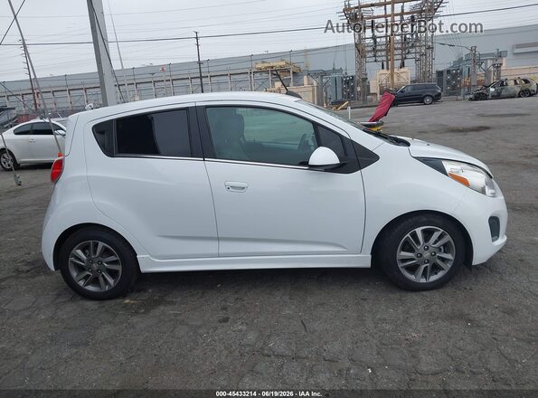 KL8CL6S02GC558258 2016 CHEVROLET SPARK White სალონის 360-გრადუსიანი ხედი