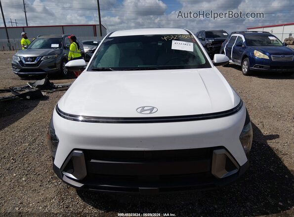 KM8HA3AB2SU237694 2025 HYUNDAI KONA White Vista del cuadro de instrumentos