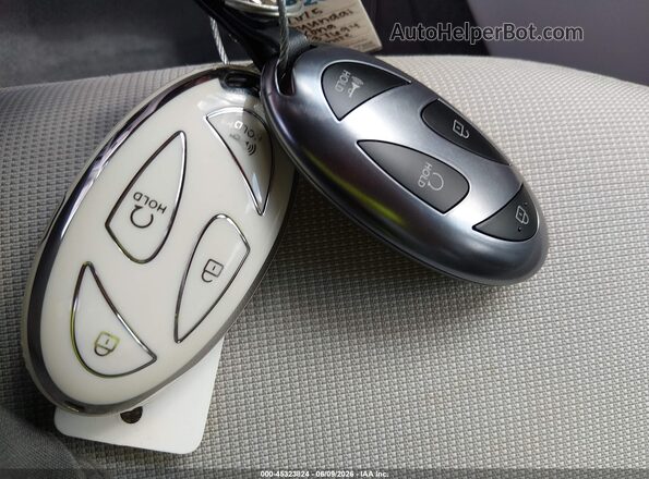 KM8HA3AB2SU237694 2025 HYUNDAI KONA White Vista del salpicadero